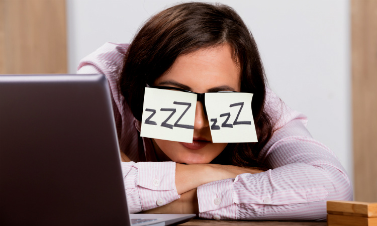 ¿Cuánto debe durar una siesta en el trabajo? ¡Conoce los beneficios!