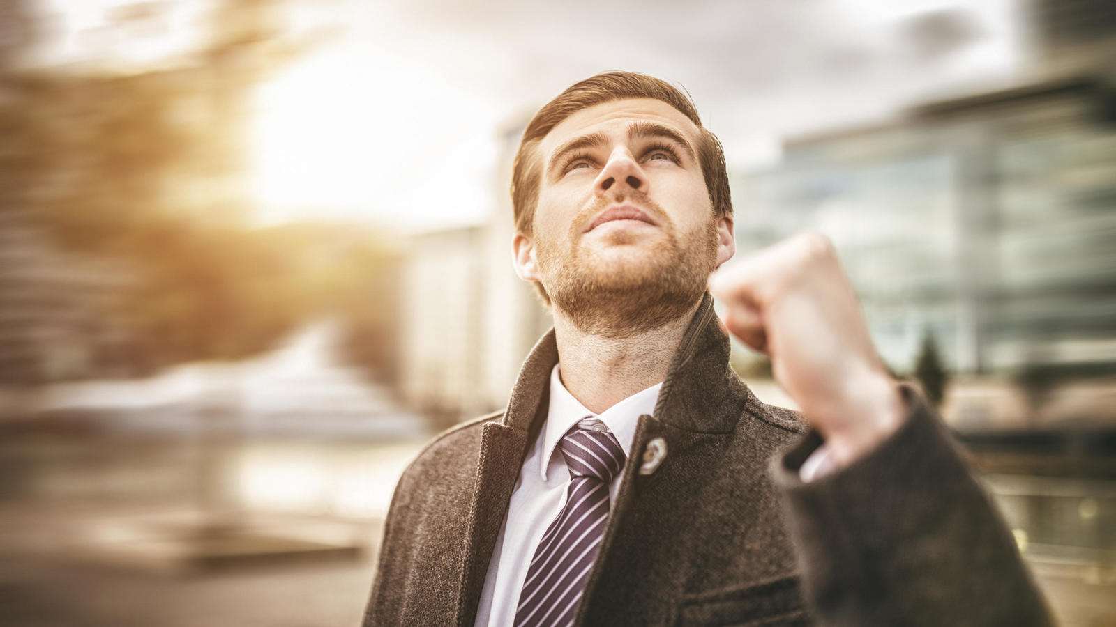 ser una persona exitosa, cómo ser una persona exitosa, alcanzar el éxito, tener un trabajo exitoso, conseguir trabajo, encontrar trabajo